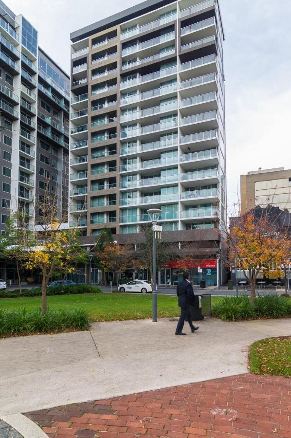 Lux 2Br Apt On Hindmarsh Sq-Pool-Gym-Sauna-Parking Adelaida Exterior foto